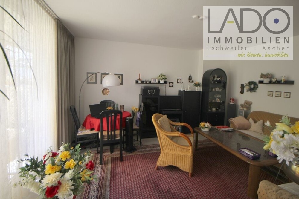Wohnzimmer zur Terrasse