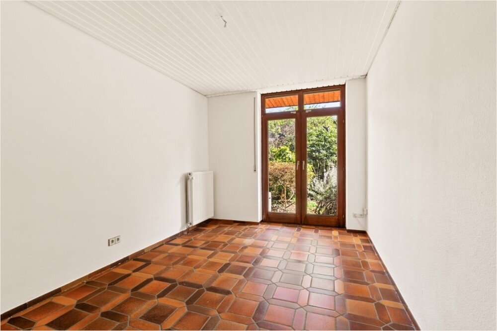 Peter Dondorf Immobilien - Schlafzimmer (links)