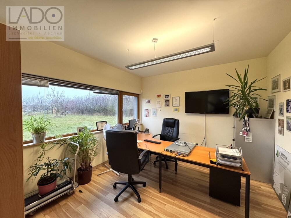 Büro 1