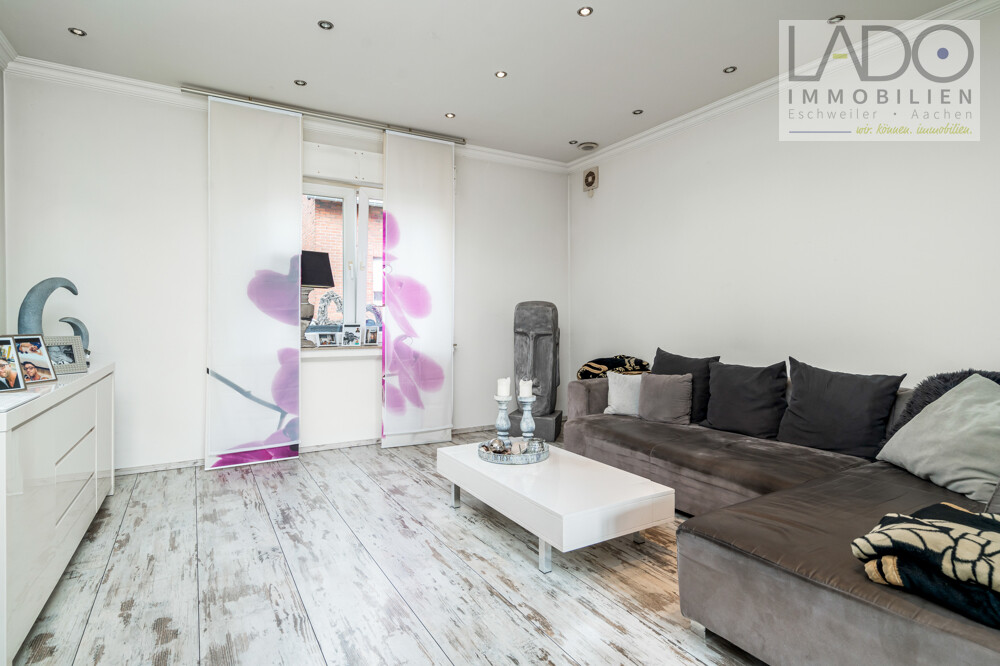 Wohnzimmer Bild 2