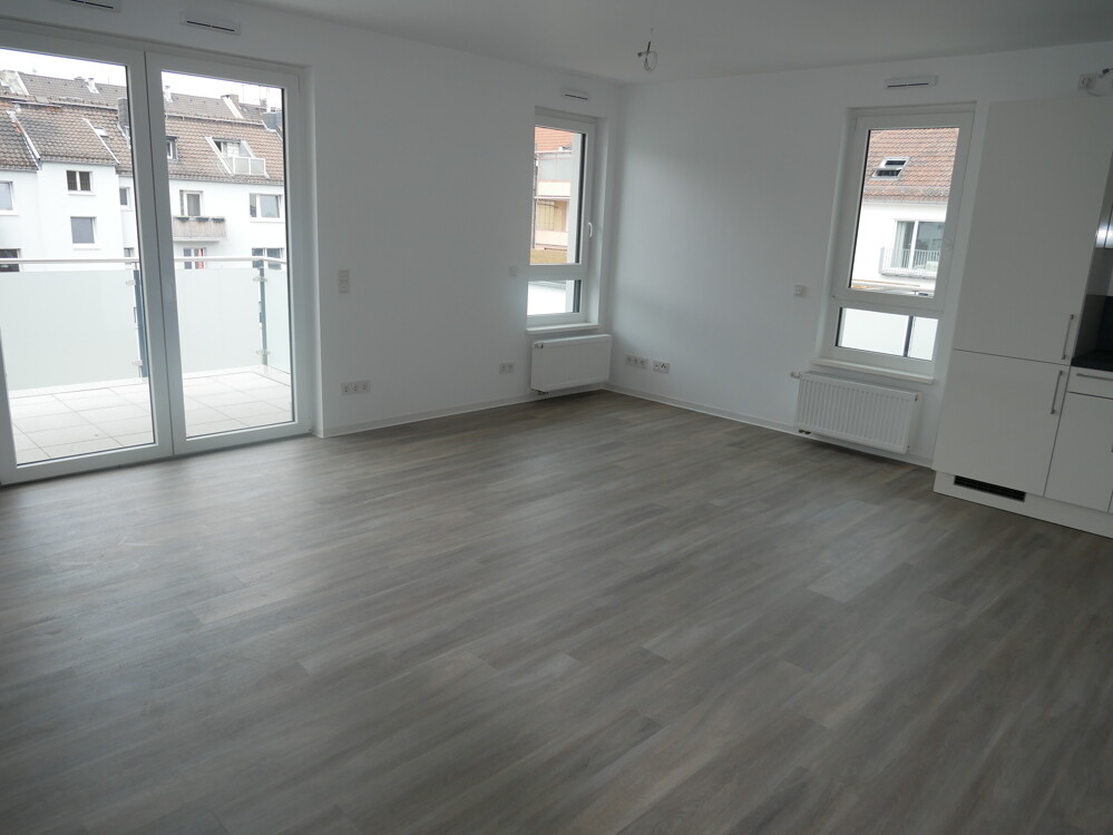 *Lambert&Strelow*Erstbezug, Beste Innenstadtlage,nähe Fußgängerzone, 3 ZKBB – Mietwohnung,Aufzug,EBK - Photo 2