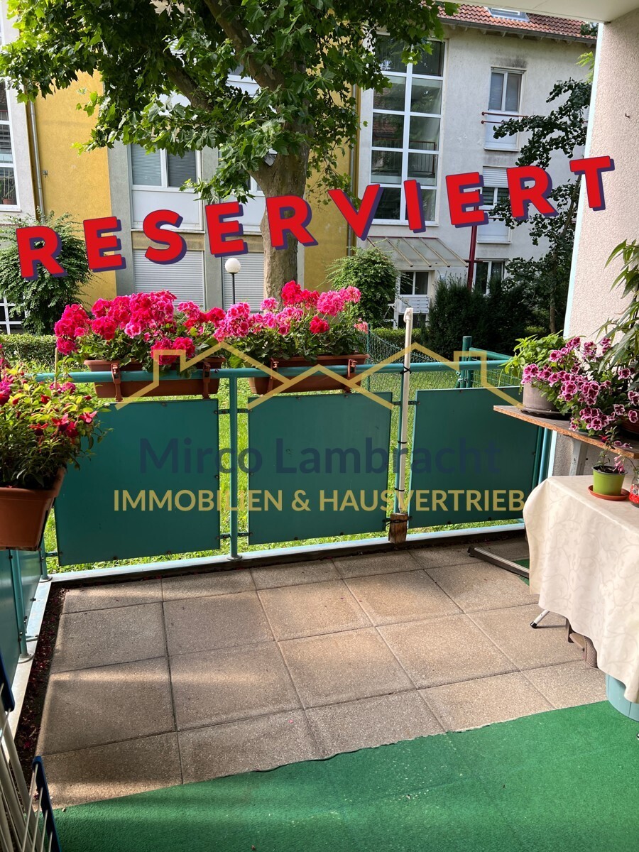 RESERVIERT