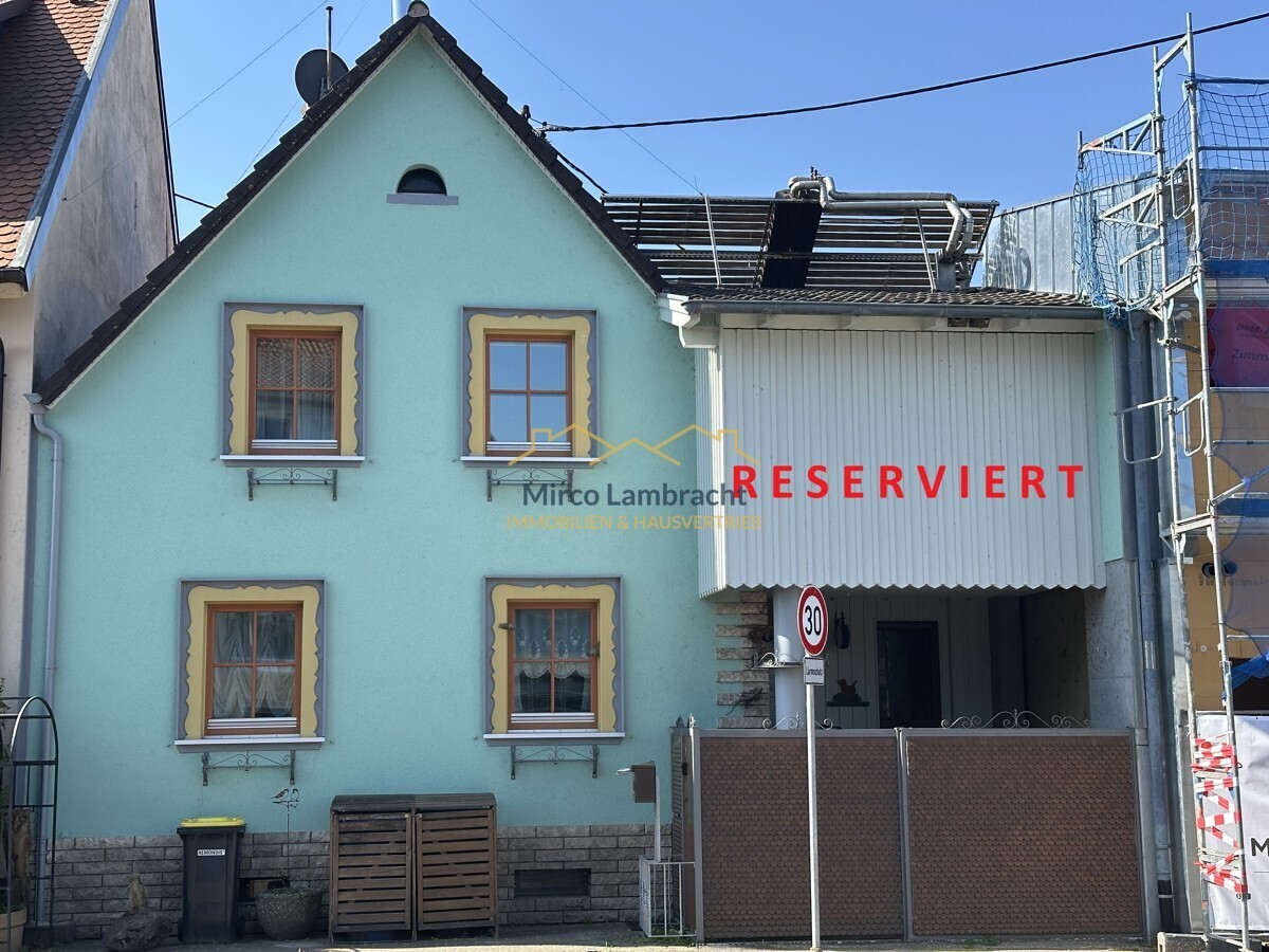 RESERVIERT