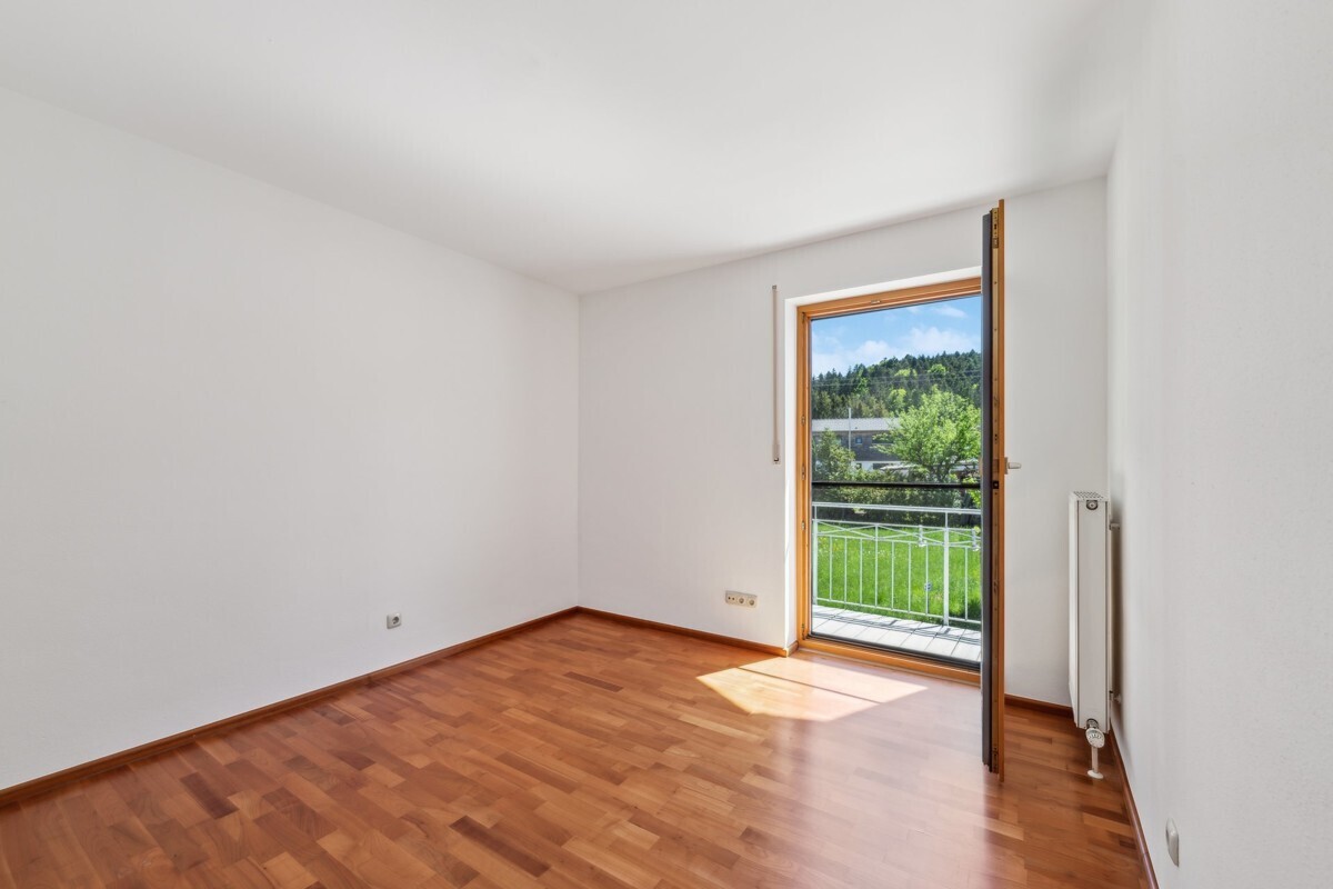 Kinder- bzw. Arbeitszimmer