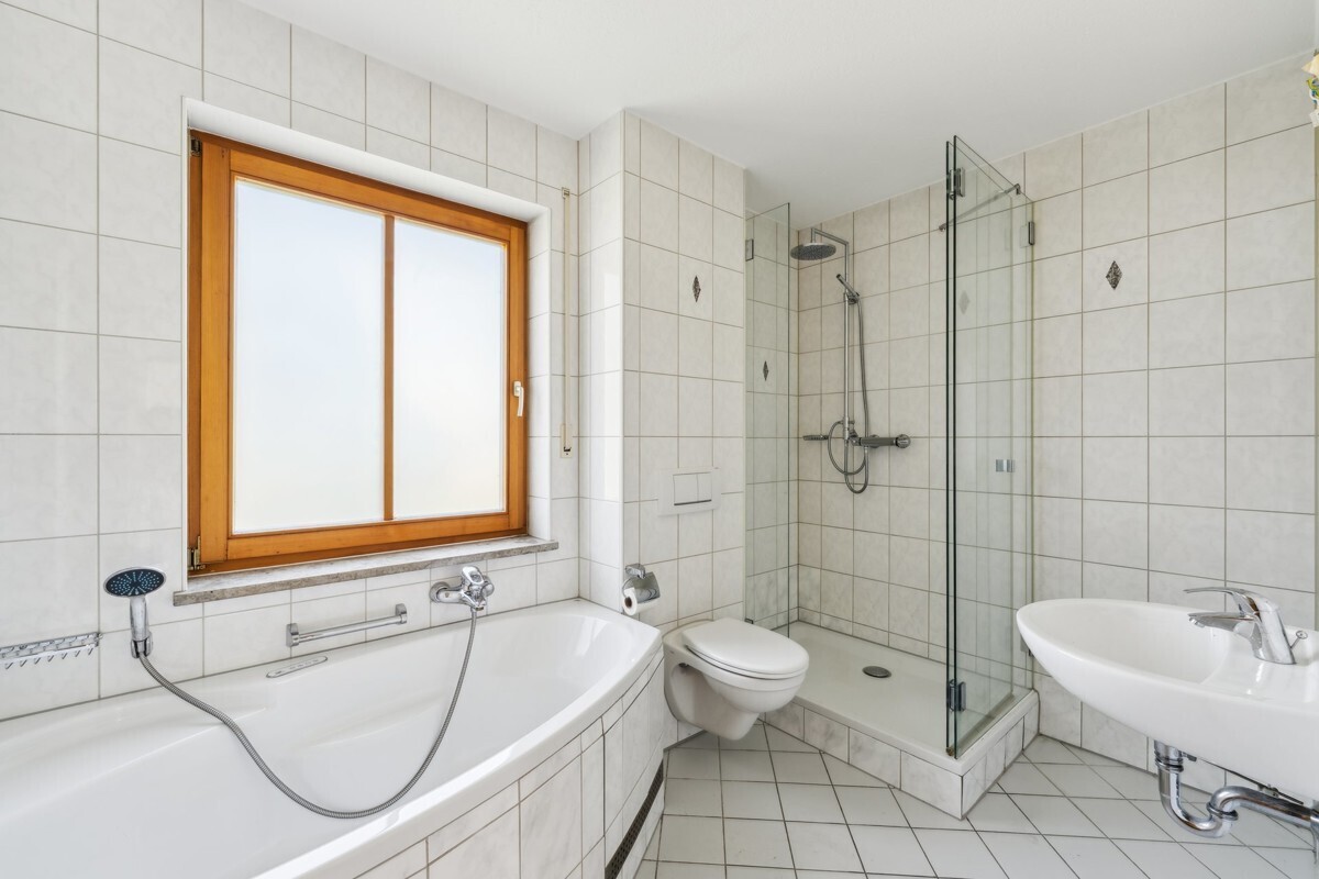 Badezimmer im OG