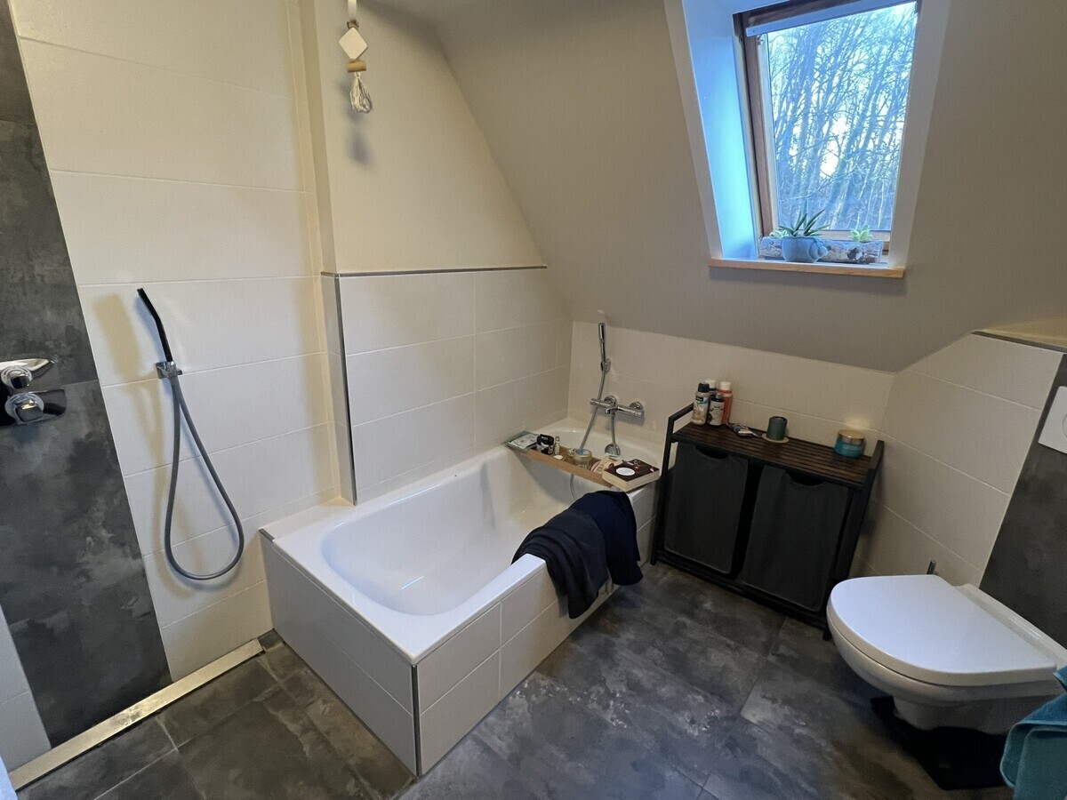 Badezimmer DG