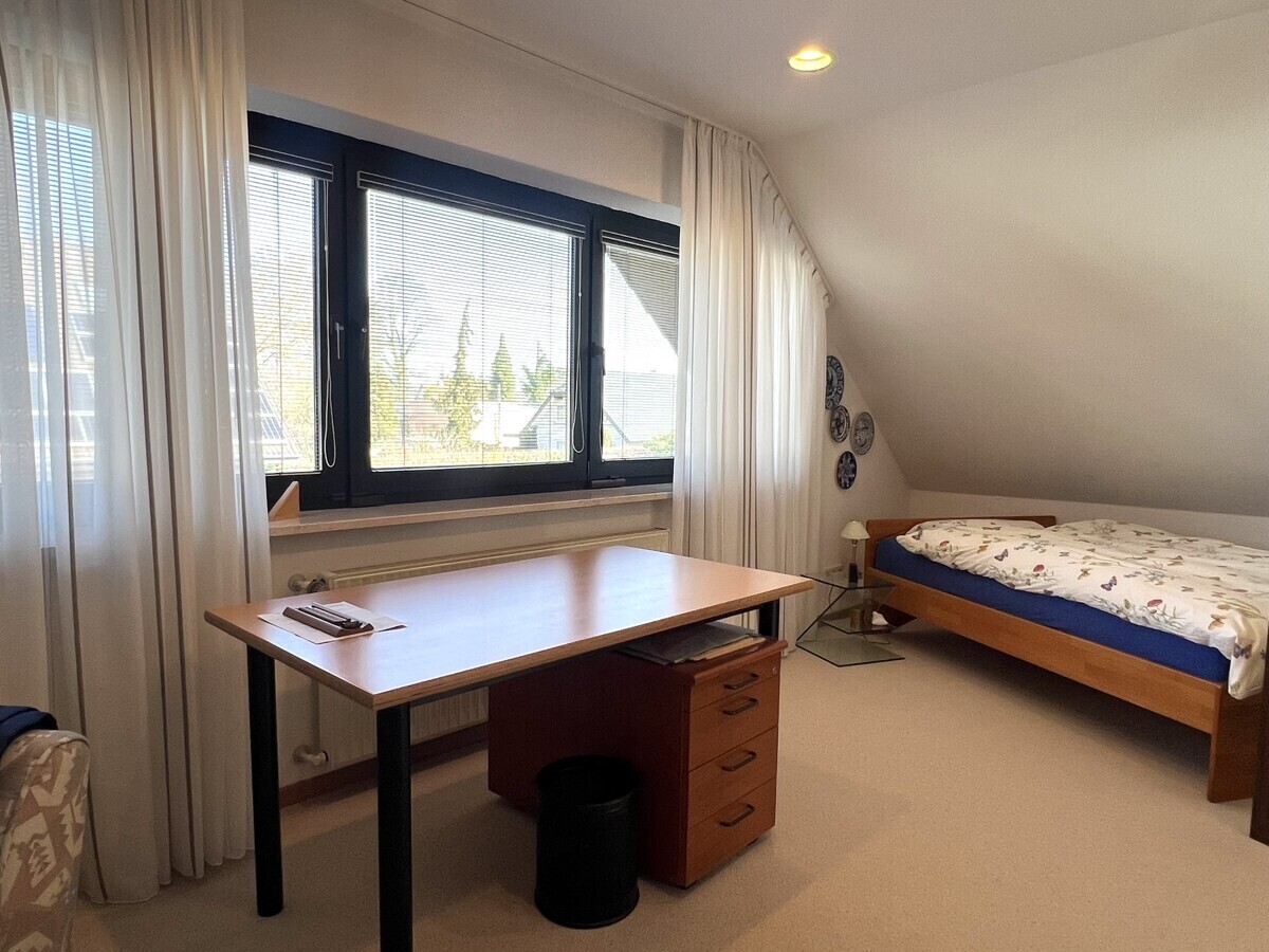 2. Schlafzimmer