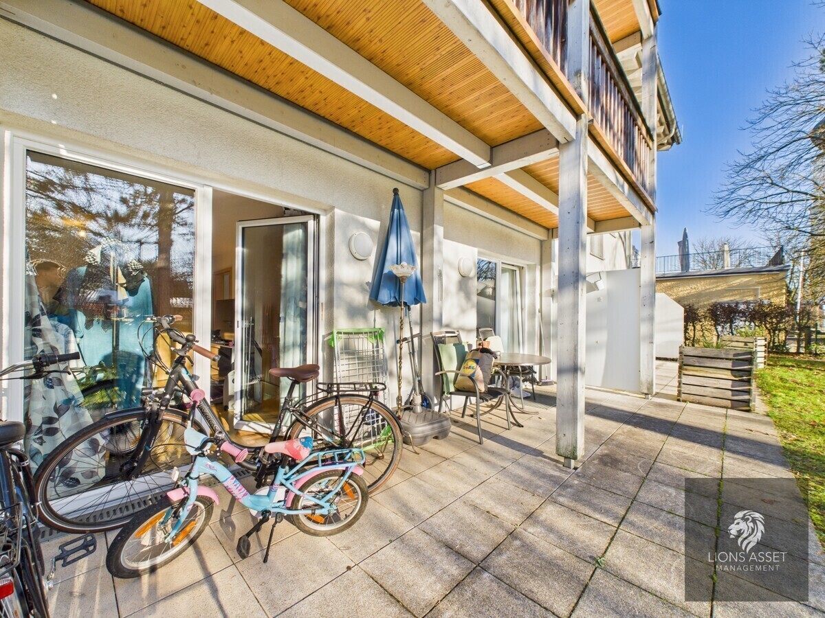 Große Terrasse 