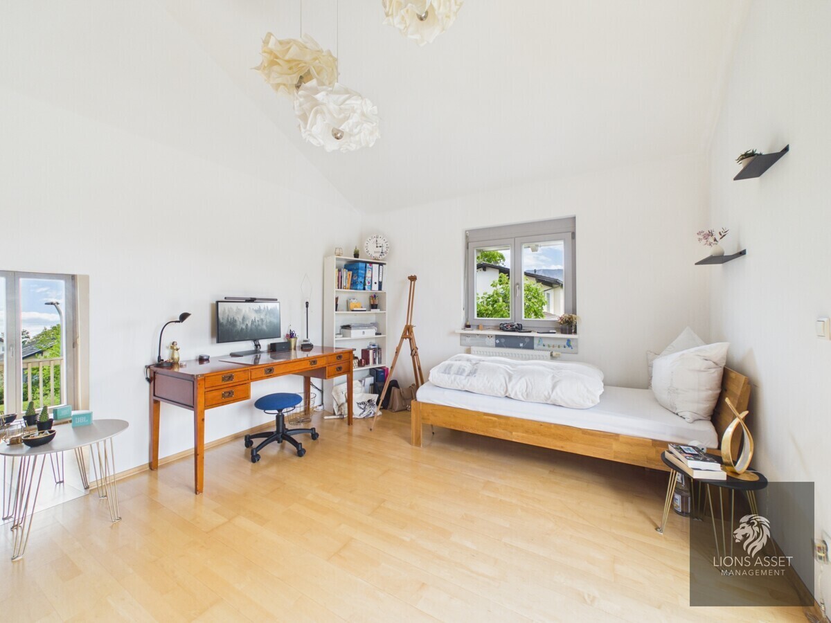 1 OG Schlafzimmer
