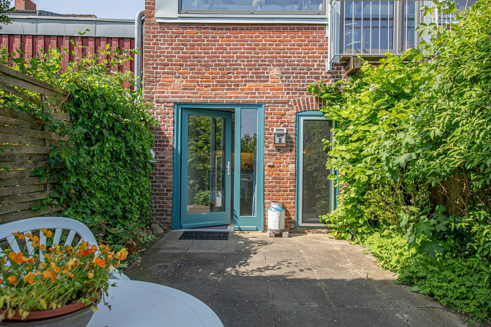 Ein Zuhause mit Geschichte und eigenem Eingang. 