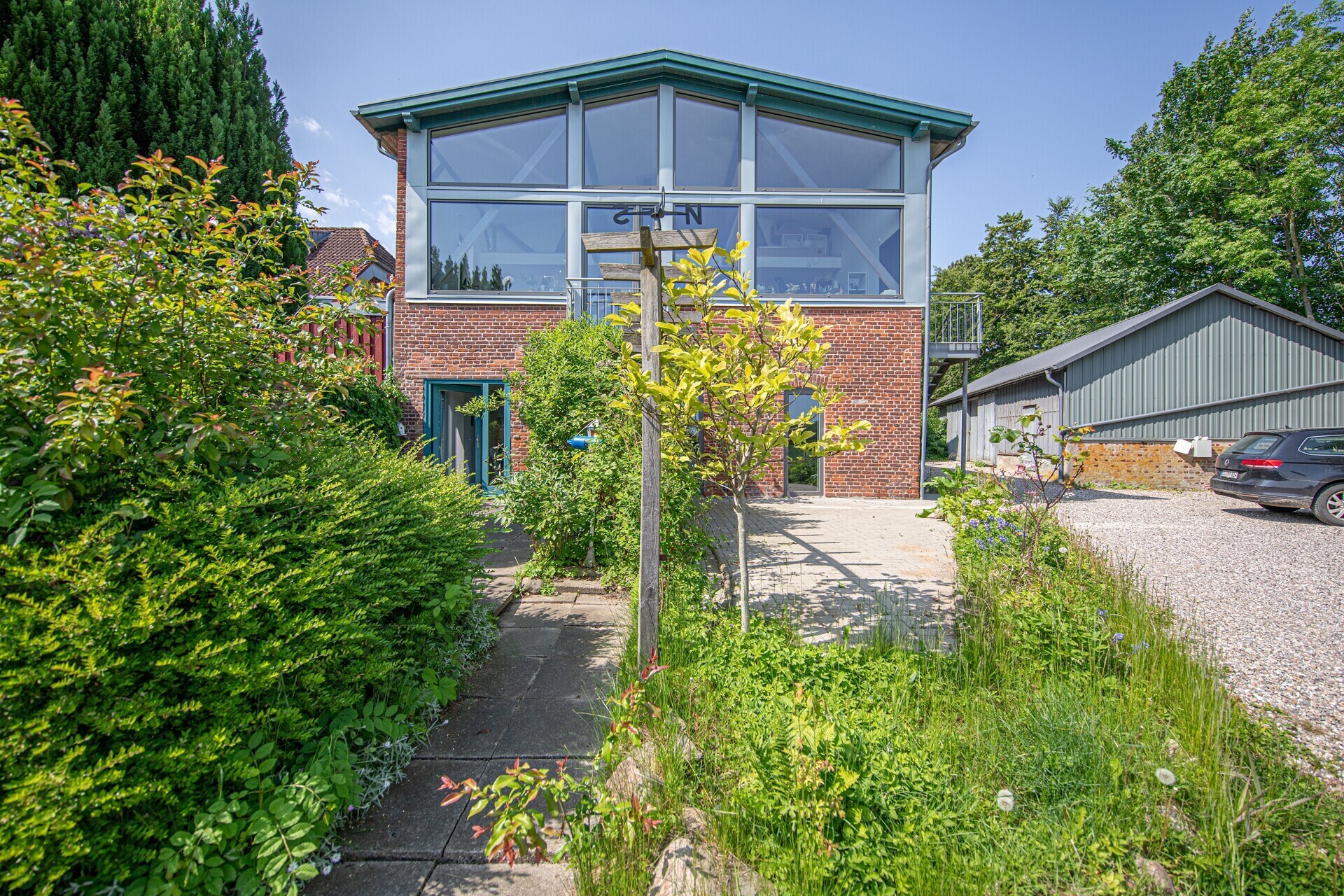 Das ehemalige Gasthaus – heute Zuhause einer überschaubaren Eigentümergemeinschaft