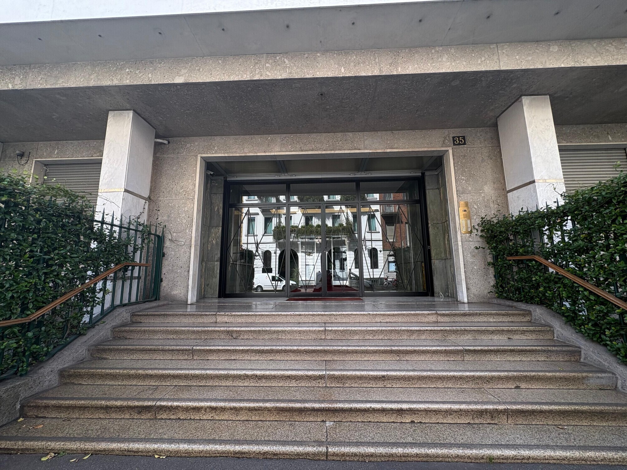 ingresso esterno