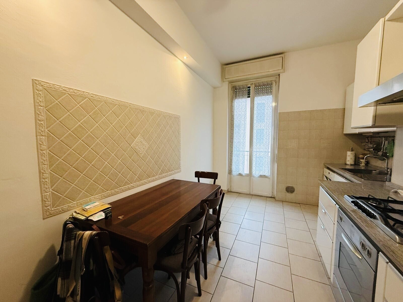 e838b26a-9b86-47c2-af01-4f8600f53118