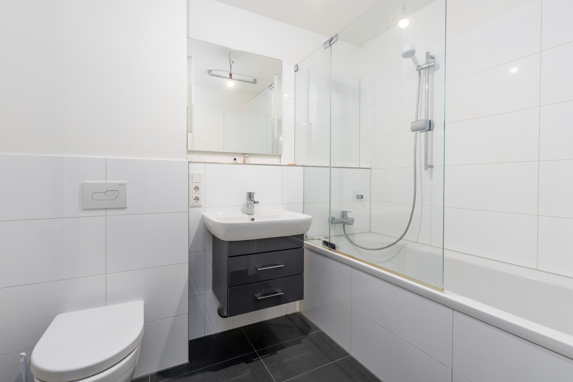 Bad mit Dusche