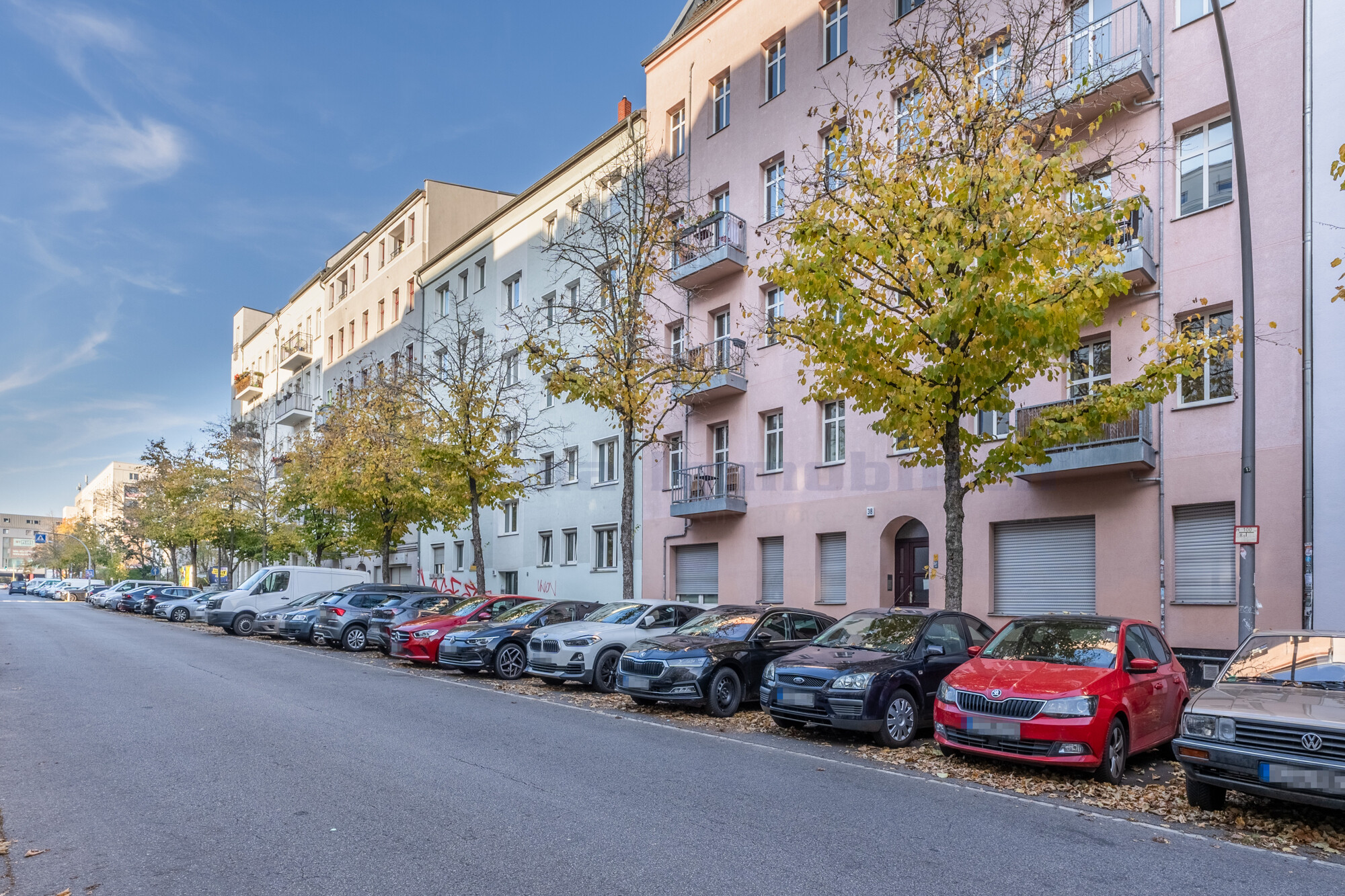 Ansicht von der anliegenden Straße