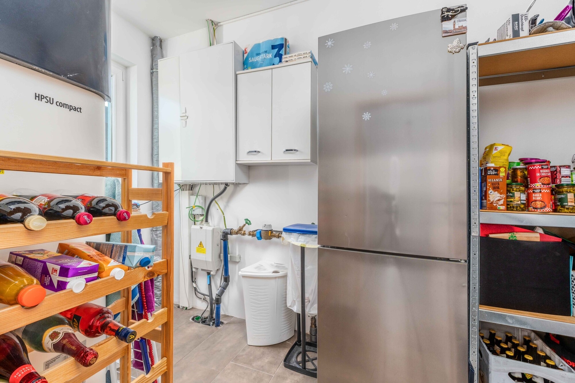 Hauswirtschaftsraum mit Luftwärmepumpe