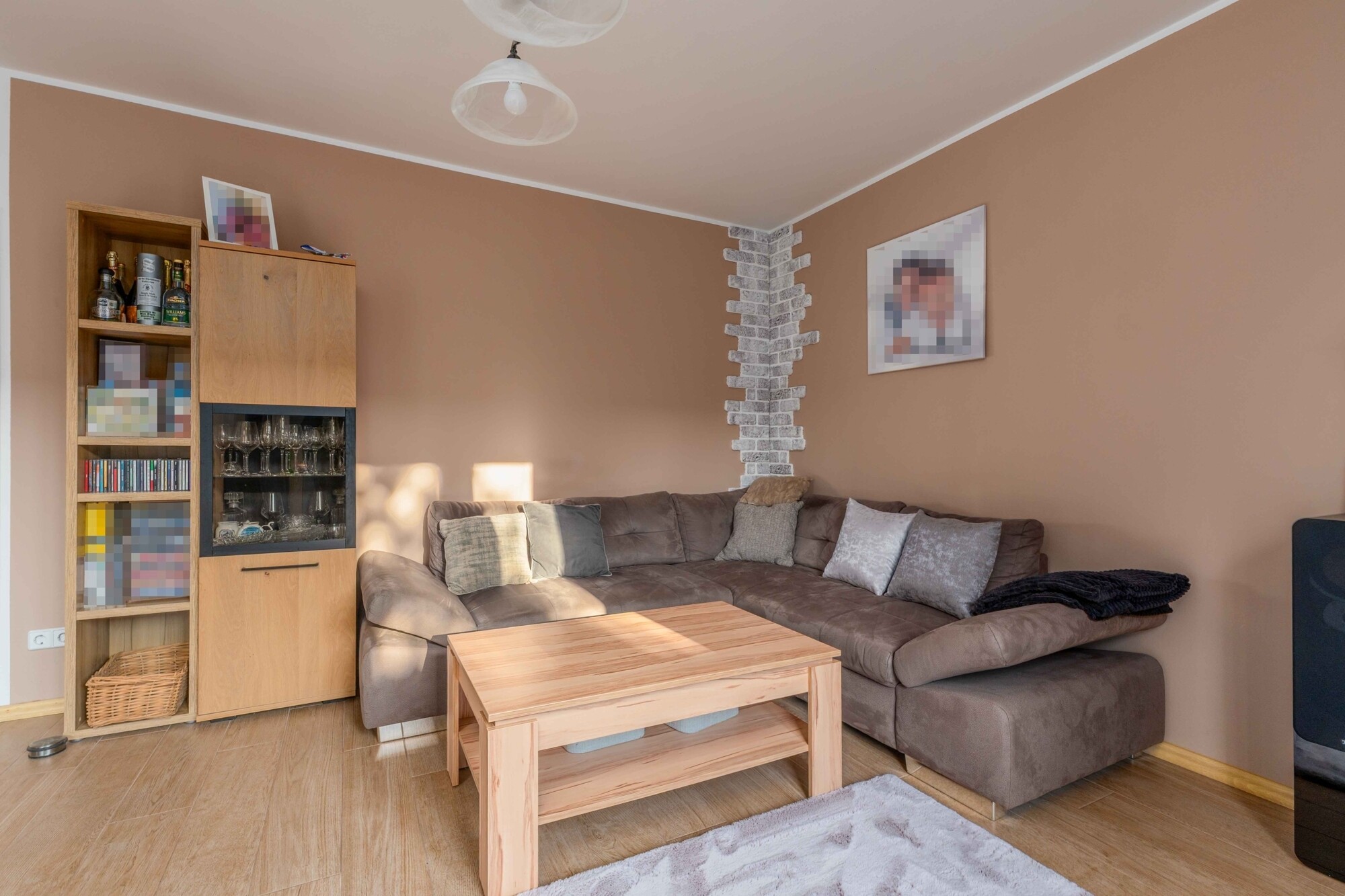 Wohnzimmer – weitere Perspektive