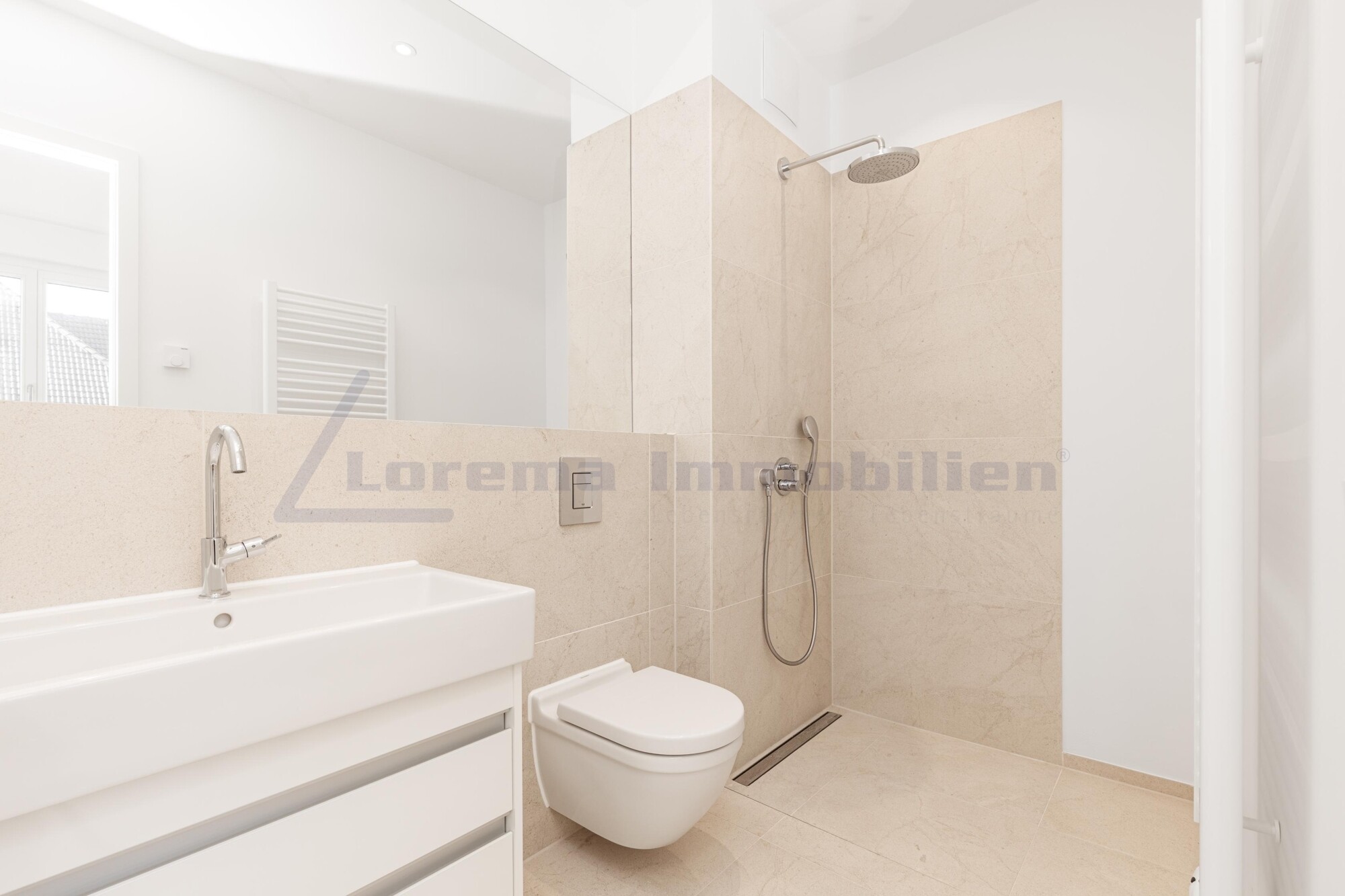 Badezimmer 2