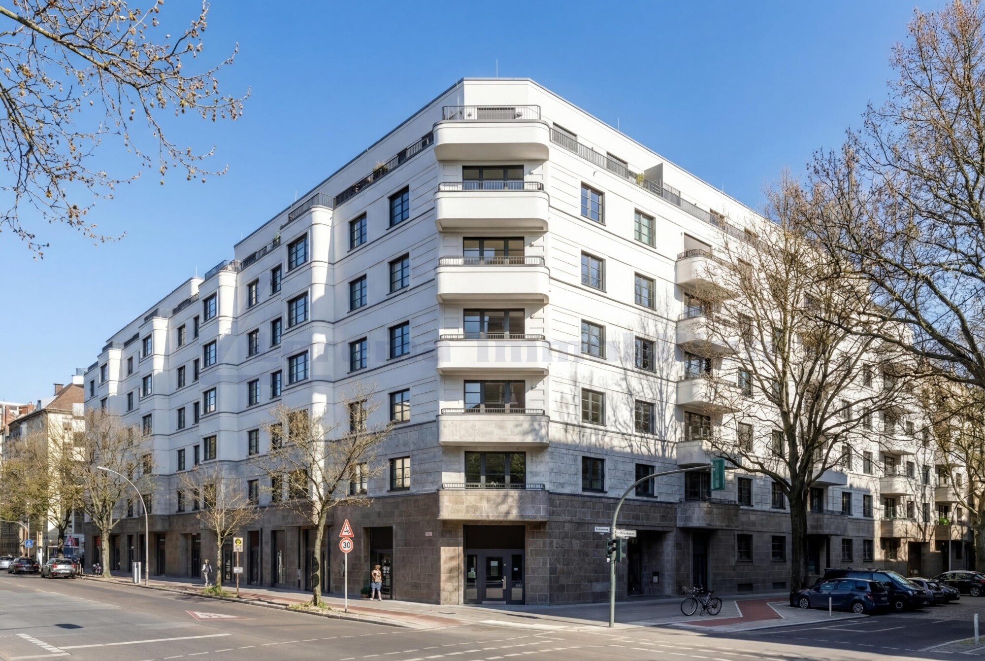 Straßenansicht