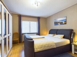Familienfreundliches Eigenheim in Schwalbach