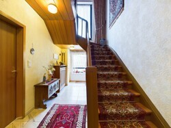 Einfamilienhaus mit Baugrundstück in Nalbach-Piesbach