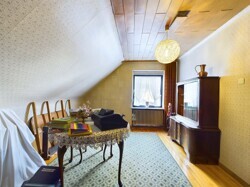 Einfamilienhaus mit Baugrundstück in Nalbach-Piesbach