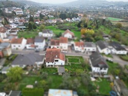 Einfamilienhaus mit Baugrundstück in Nalbach-Piesbach