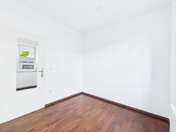 Hochparterrewohnung mit Balkon in Dillingen-Pachten