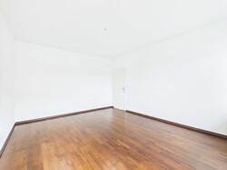 Hochparterrewohnung mit Balkon in Dillingen-Pachten