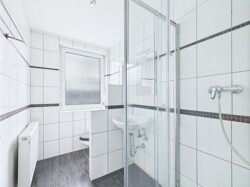 Hochparterrewohnung mit Balkon in Dillingen-Pachten