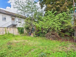 Zentrales Wohn/Geschäftshaus in Saarwellingen 
