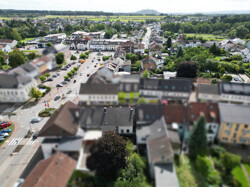 Zentrales Wohn/Geschäftshaus in Saarwellingen 