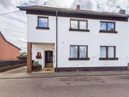 Zweifamilienhaus mit Weitblick in Saarbrücken - Dudweiler