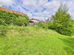 Zweifamilienhaus mit Weitblick in Saarbrücken - Dudweiler