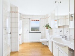Zweifamilienhaus mit Weitblick in Saarbrücken - Dudweiler
