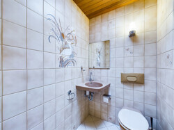 Attraktiver Bungalow in Überherrn Wohnstadt – Exklusive Lage - EG WC
