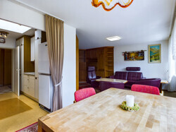 Attraktiver Bungalow in Überherrn Wohnstadt – Exklusive Lage - EG Wohn/Esszimmer