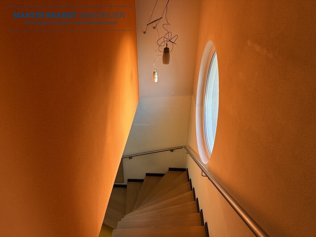 Treppe ins Erdgeschoss
