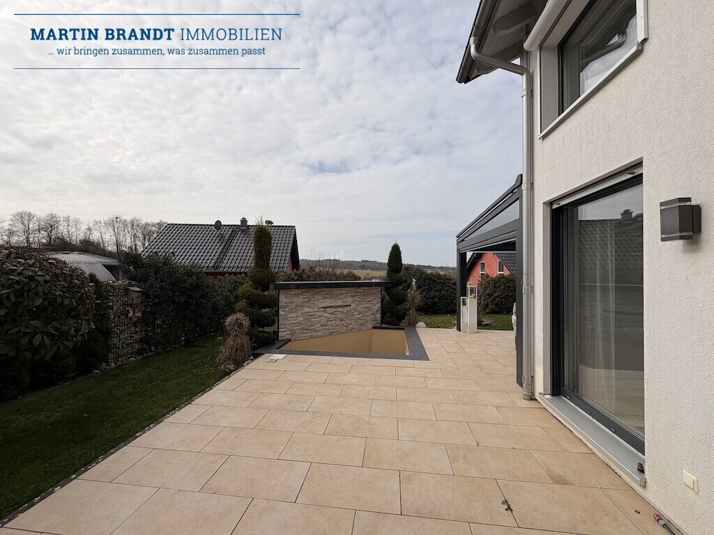 Pool-Terrasse