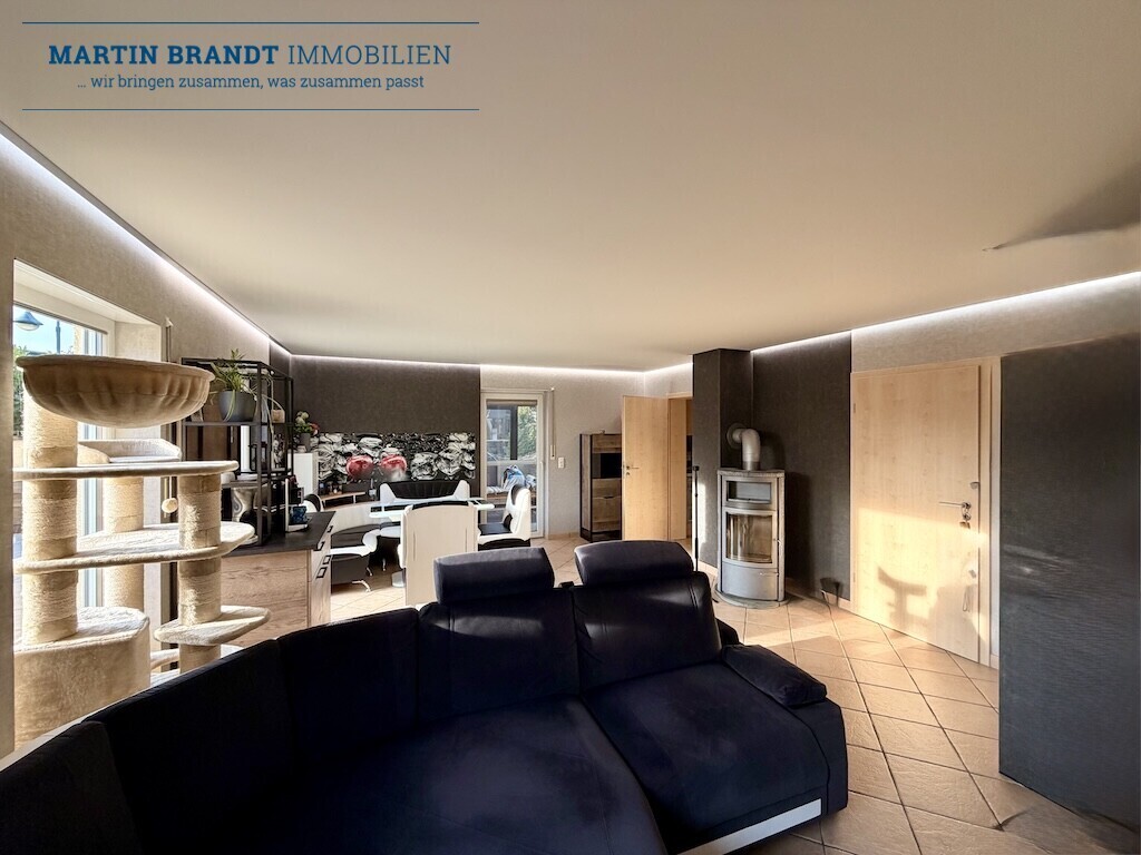 Wohnzimmer mit Specksteinofen