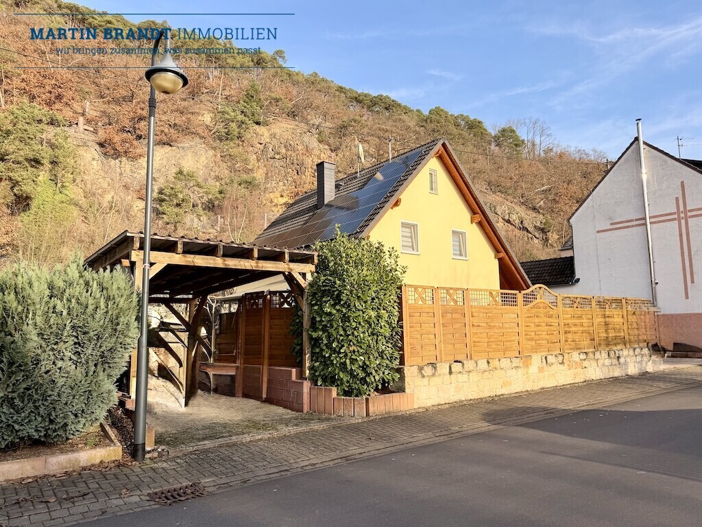 Straßenansicht des Hauses