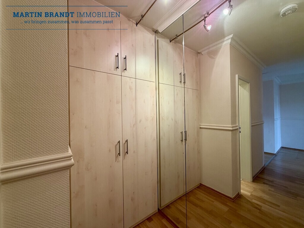 Einbauschrank im Dielenbereich