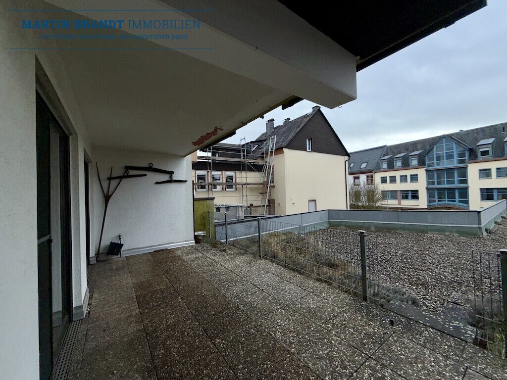 großzügige Terrasse