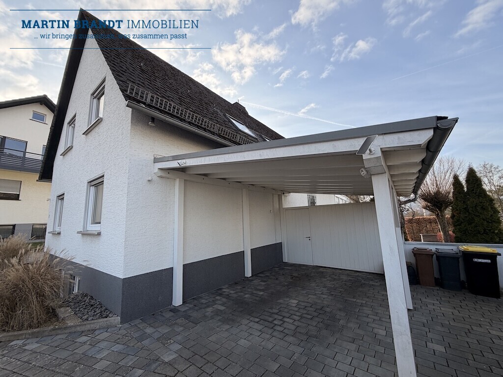 Carport am Haus