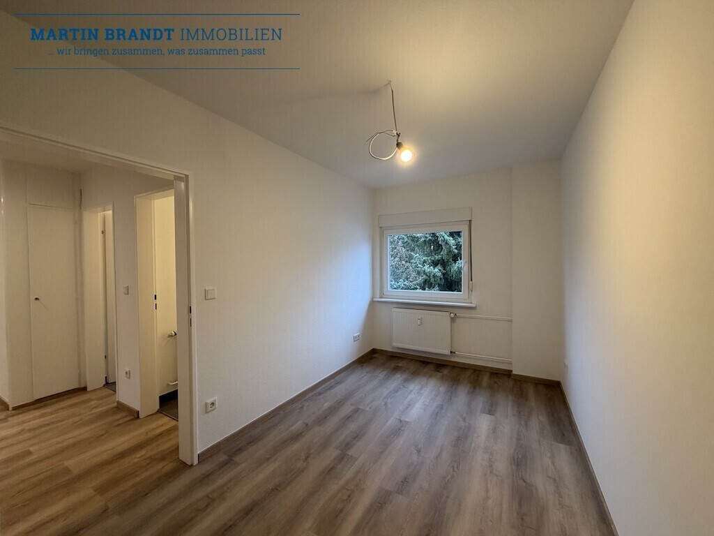 Arbeits- oder Kinderzimmer
