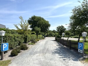 Zufahrt Parkplätze