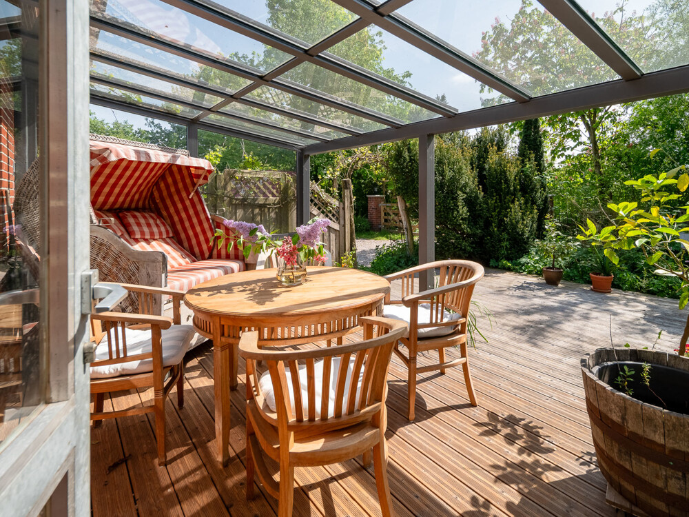 überdachte Terrasse