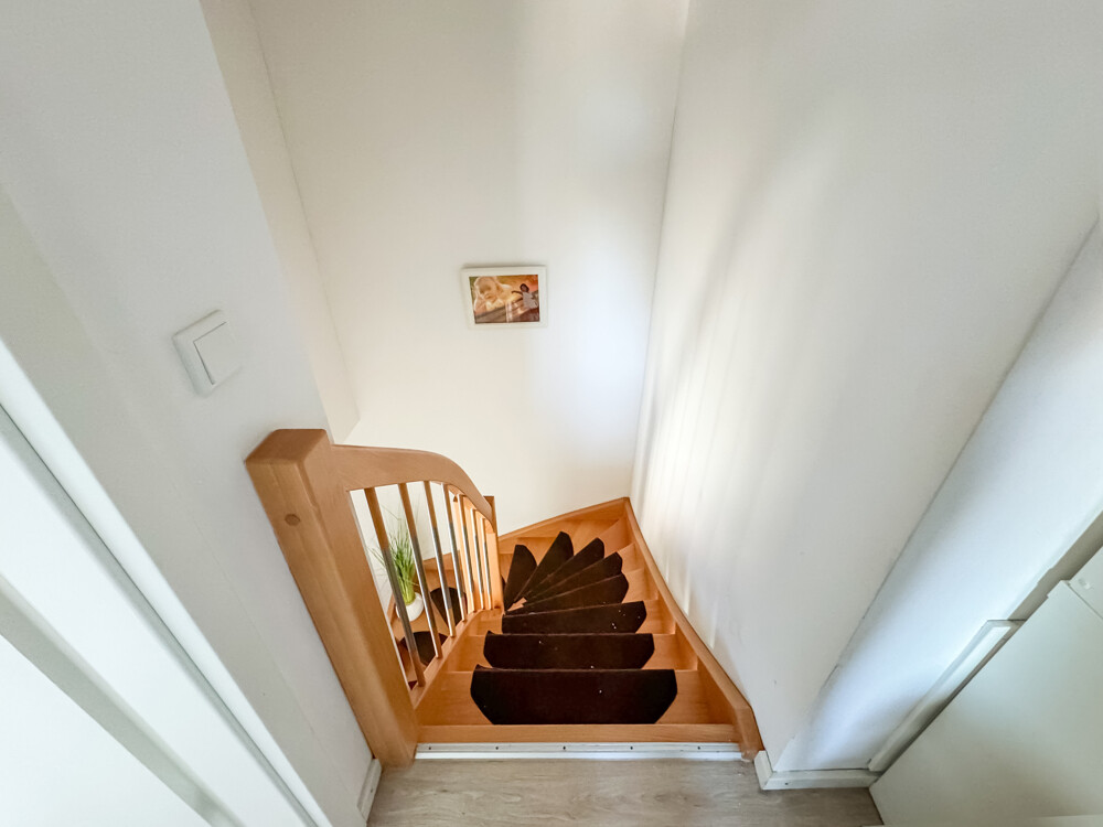 Treppenhaus (Whg. 2)