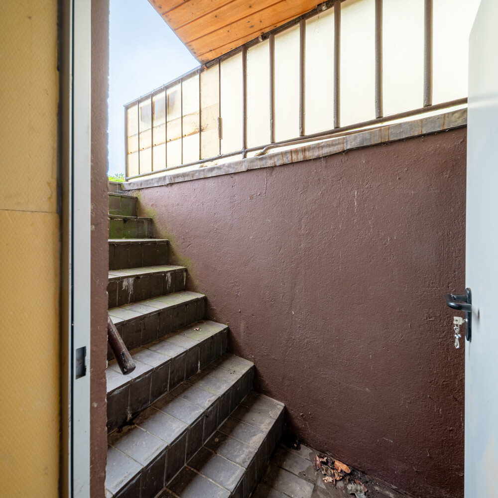 Kellertreppe außen