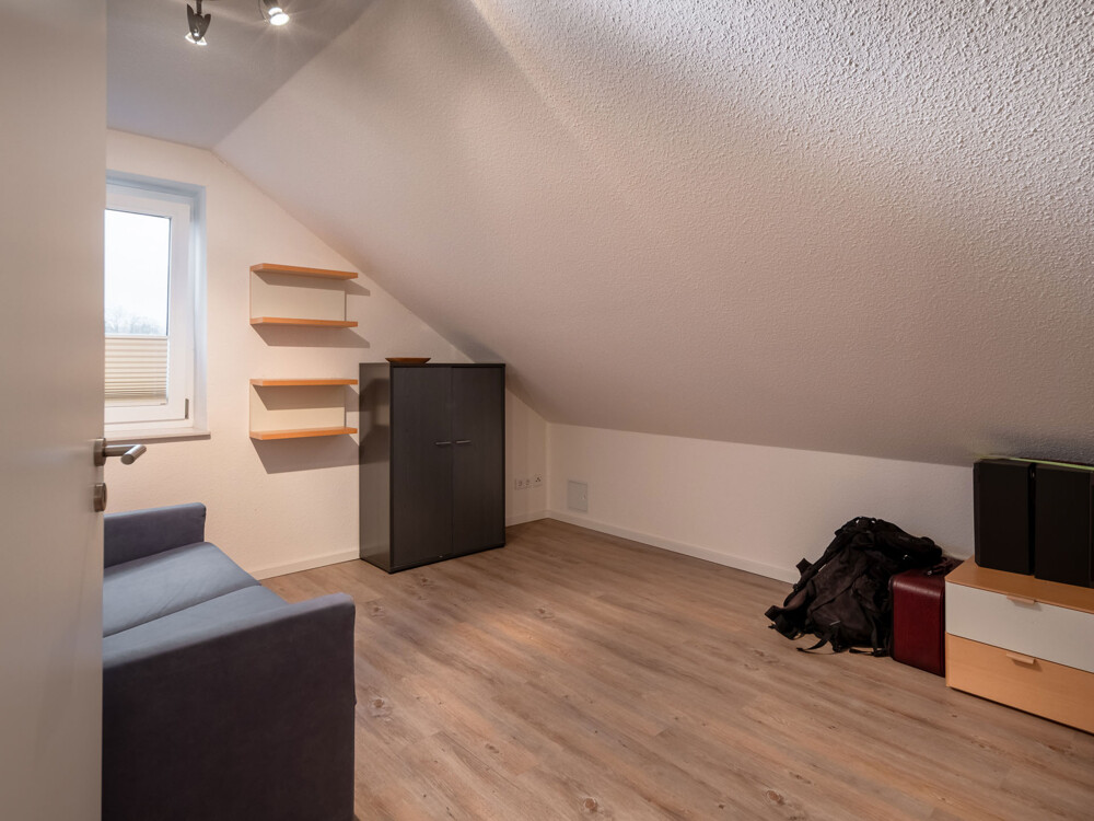 Zimmer 2 OG